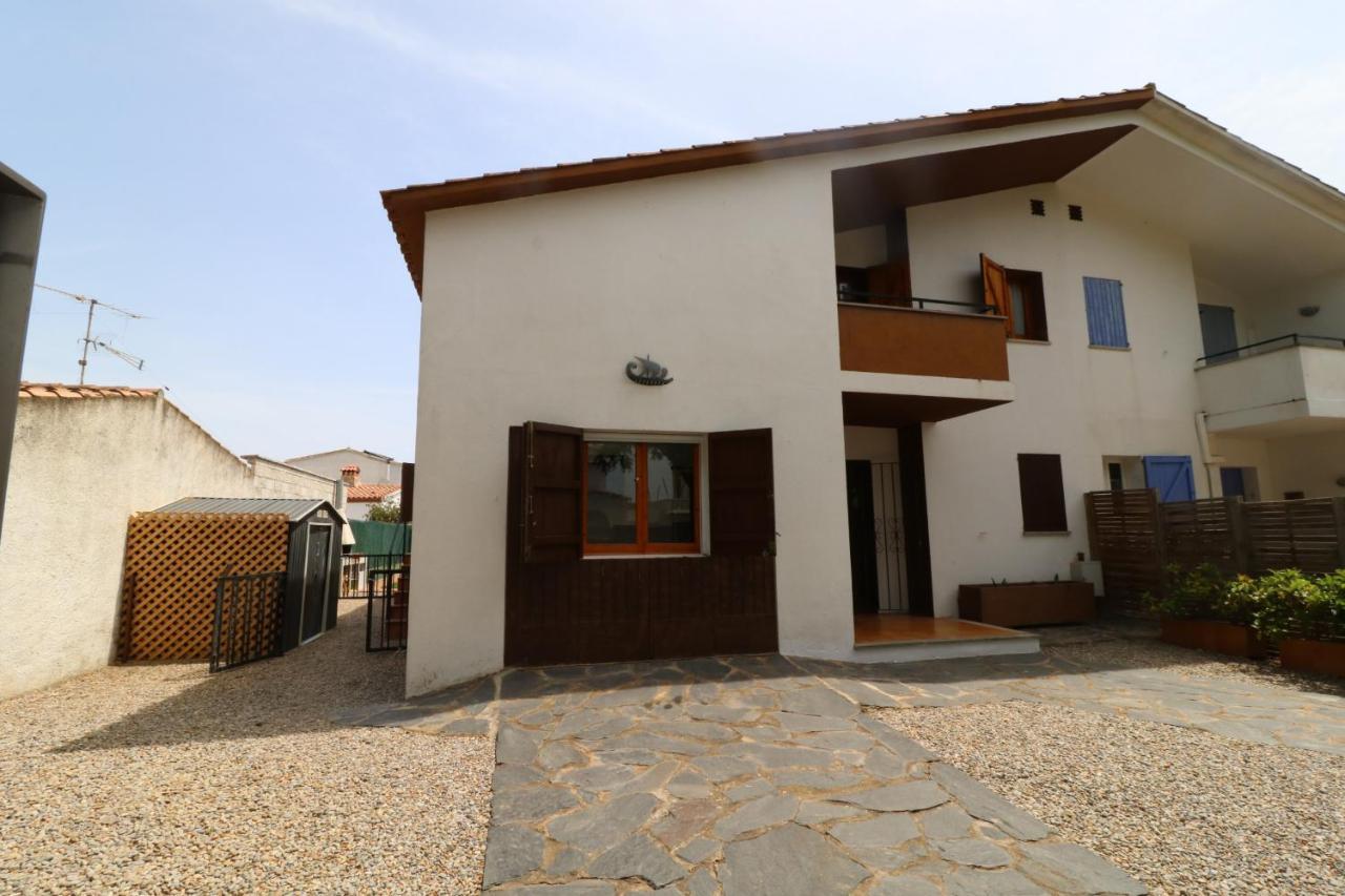 Peni 168A - Belle Maison Avec Piscine Empuriabrava Eksteriør bilde
