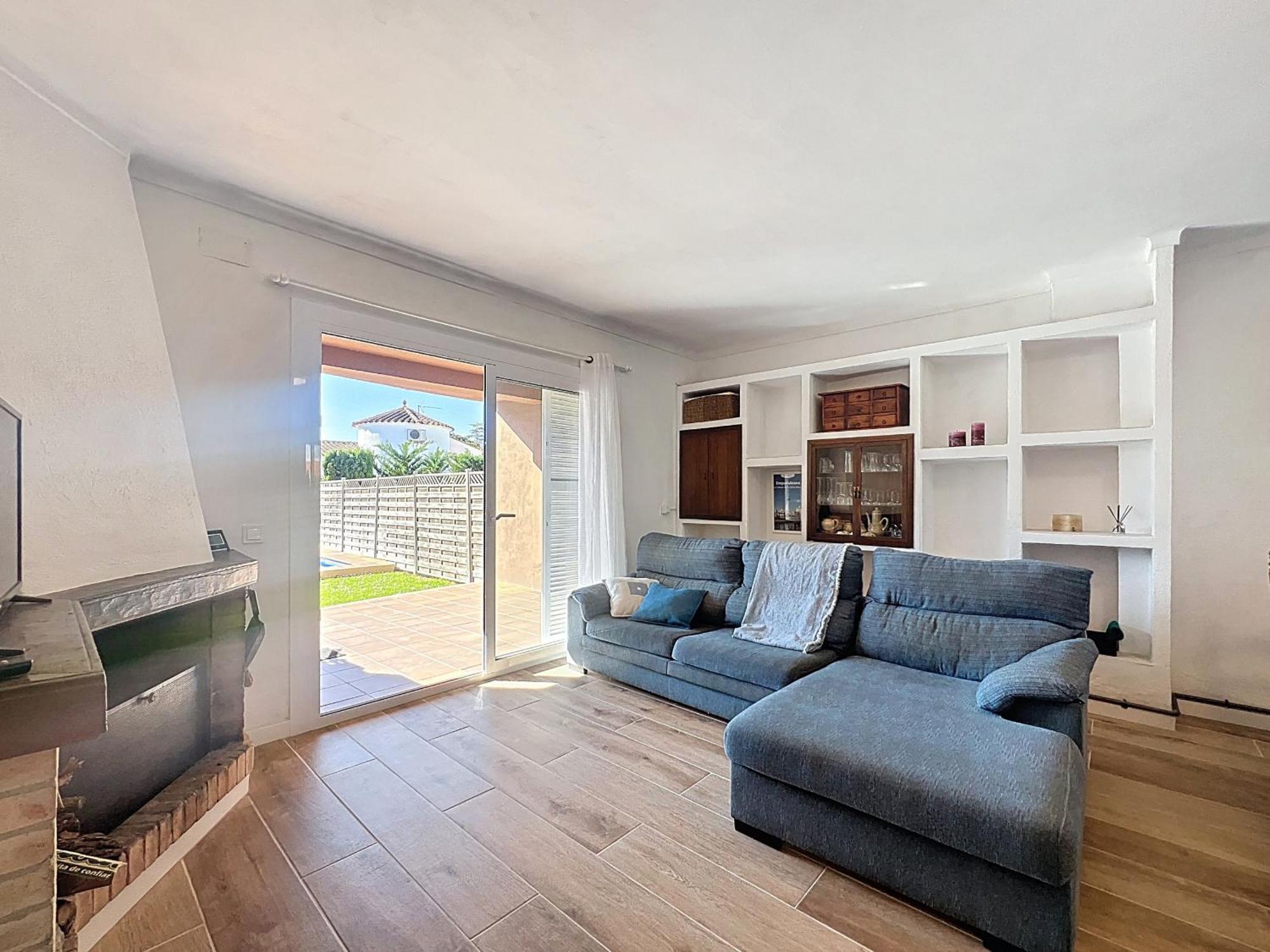 Peni 168A - Belle Maison Avec Piscine Empuriabrava Eksteriør bilde